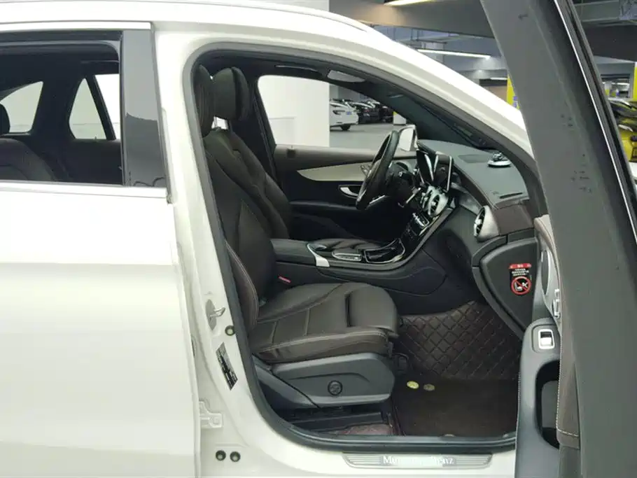 Mercedes-Benz GLC 2021 — фото 8