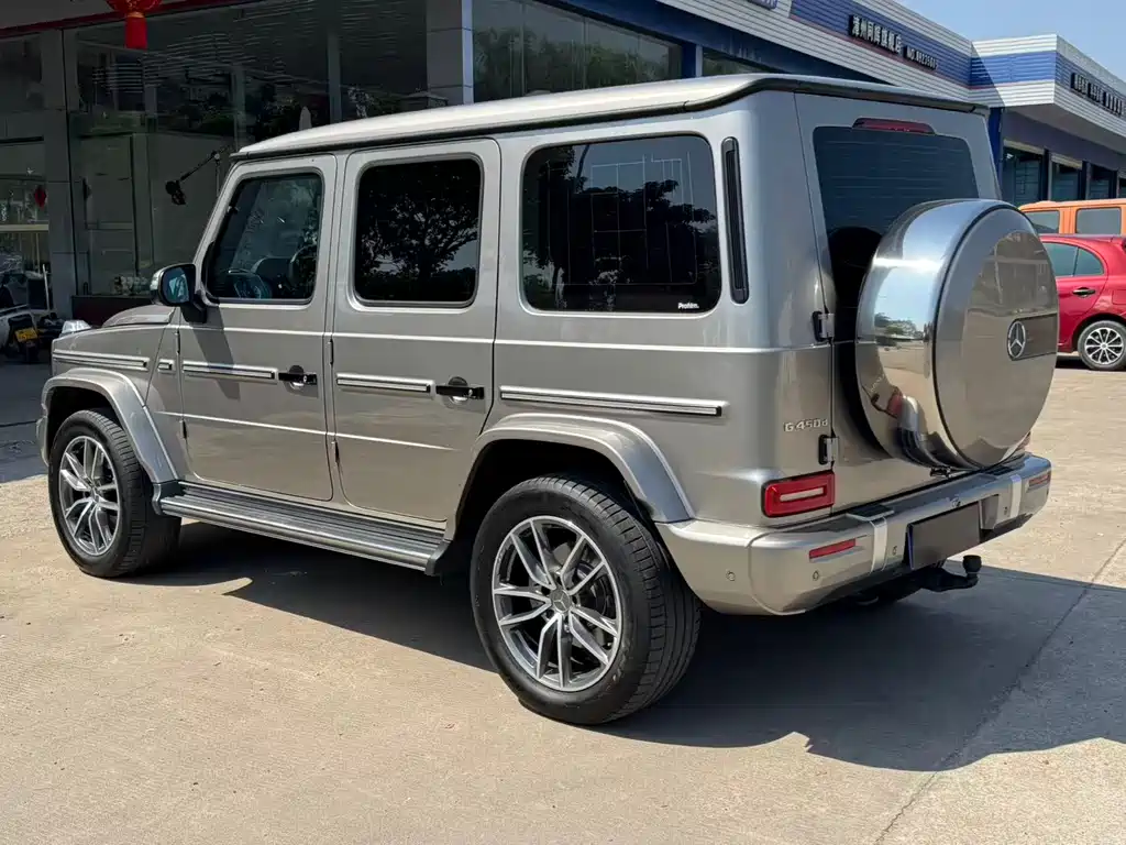Mercedes-Benz G-Class 2025 — фото 15