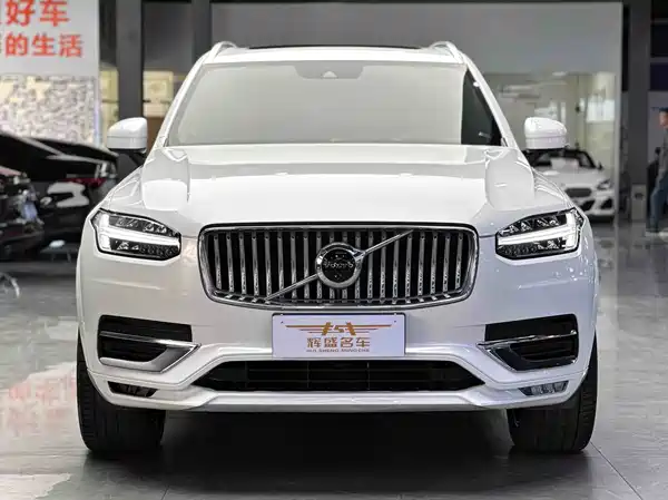 Volvo XC90 2022