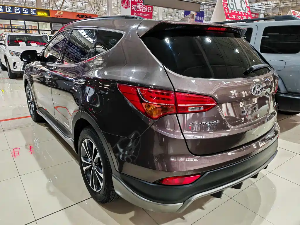 Hyundai Santa Fe 2015 — фото 4