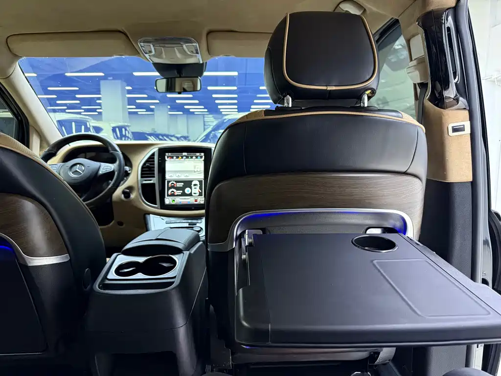 Mercedes-Benz Vito 2018 — фото 16