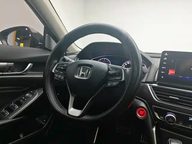 Honda Accord 2022 — фото 9