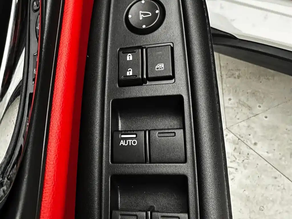 Honda Vezel 2022 — фото 13