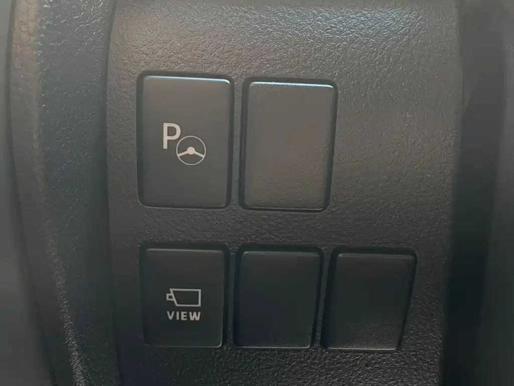 Toyota Alphard 2021 — фото 14