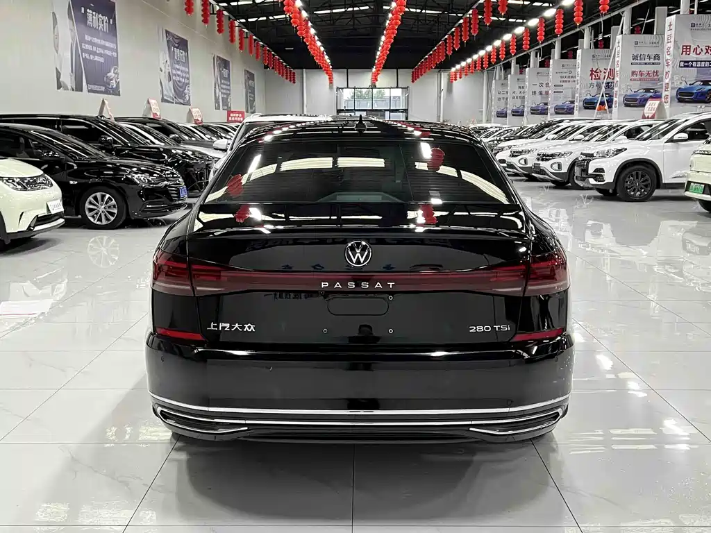 Volkswagen Passat 2023