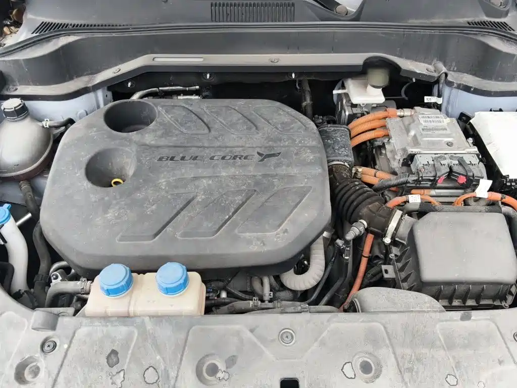 Changan Auchan Z6 New Energy 2022 — фото 11