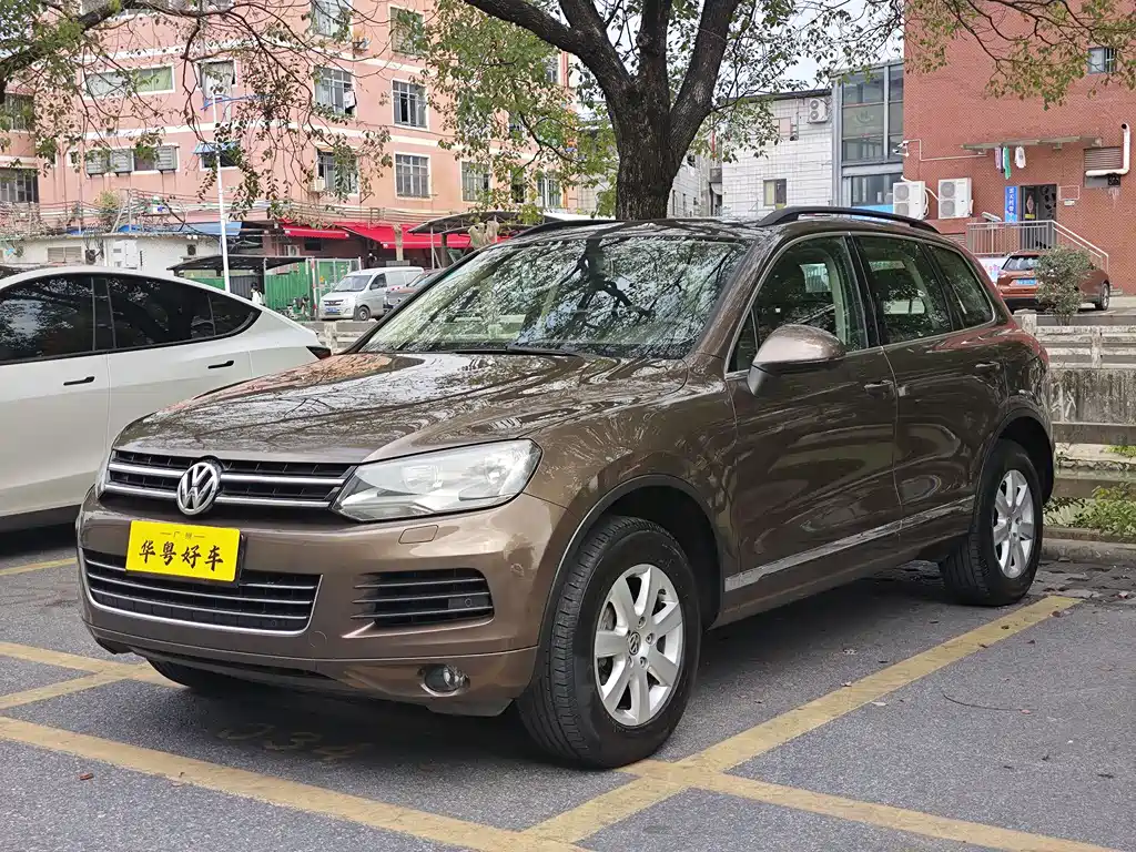 Volkswagen Touareg 2016 — фото 1