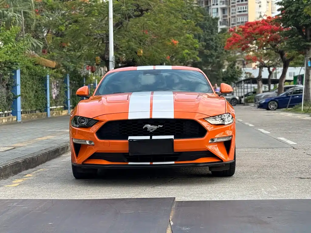 Ford Mustang 2020 — фото 2