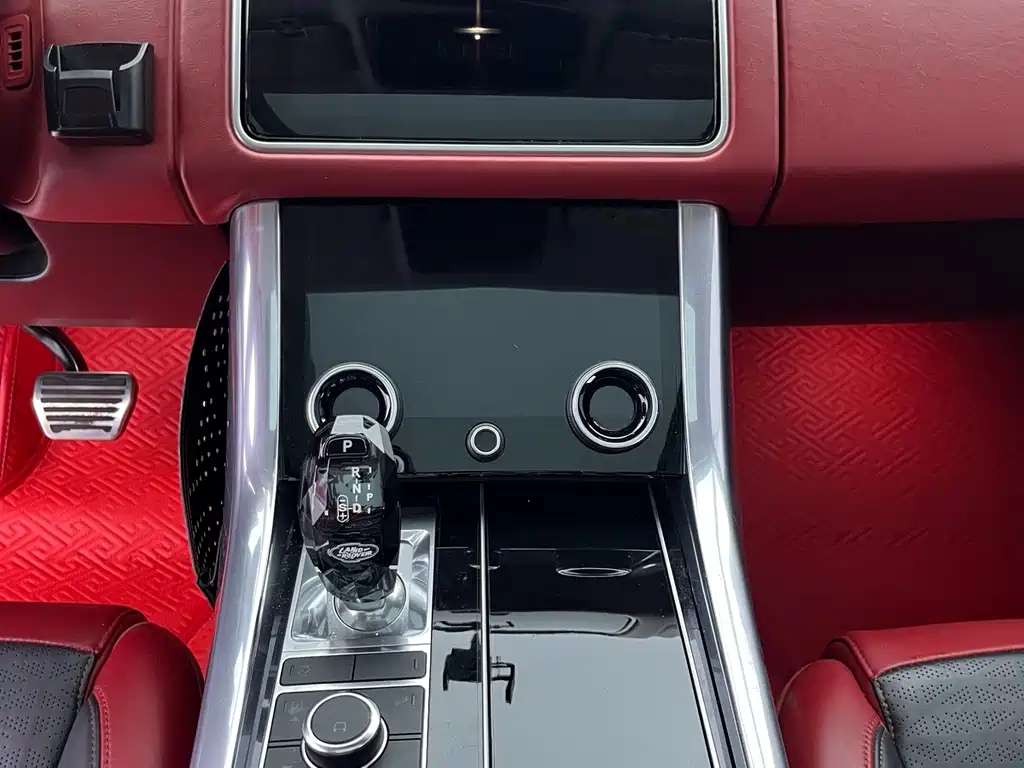 Land Rover Range Rover Sport 2018 — фото 9