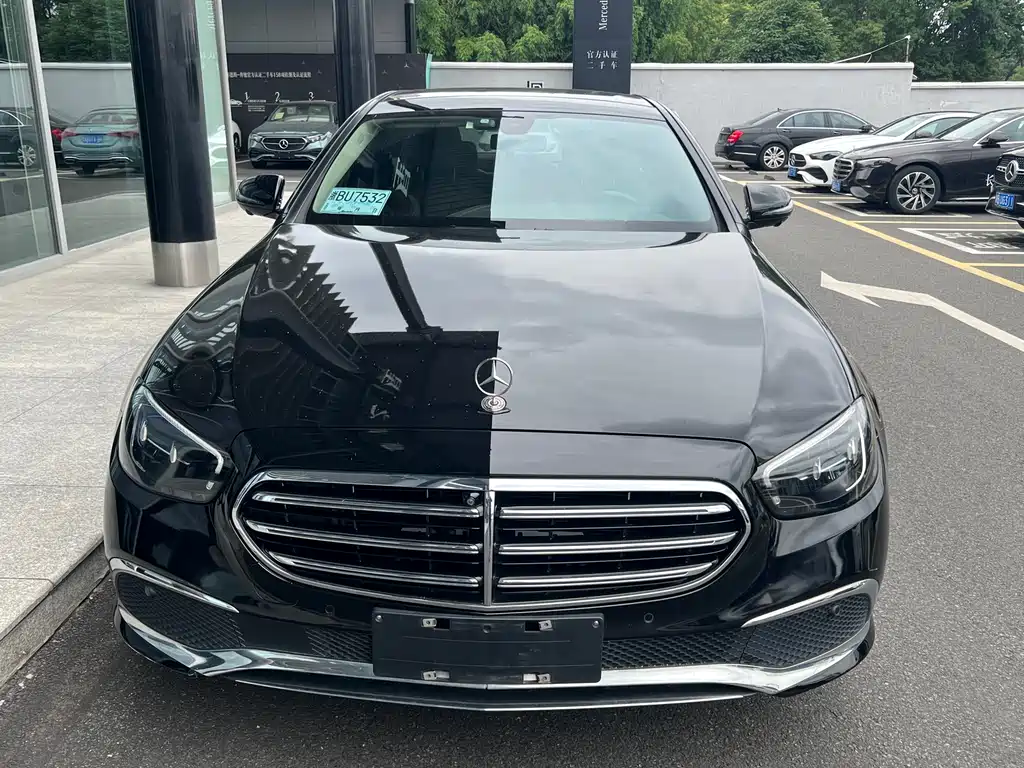 Mercedes-Benz E-Class 2022 — фото 2