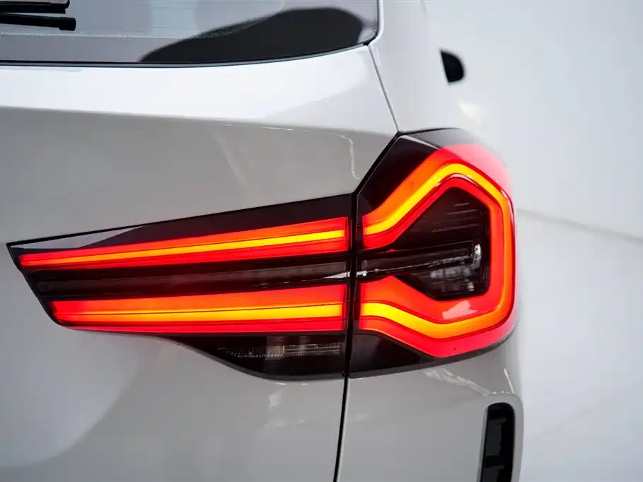 BMW X3 2022 — фото 11
