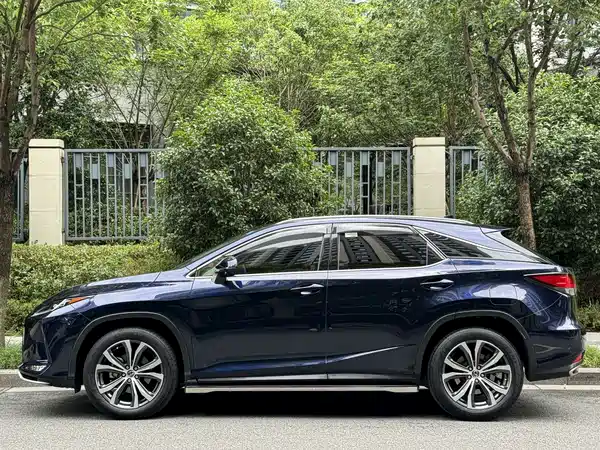 Lexus RX 2022