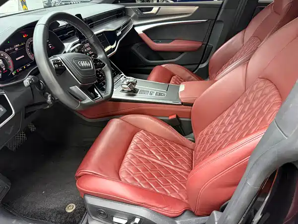 Audi A7L 2025