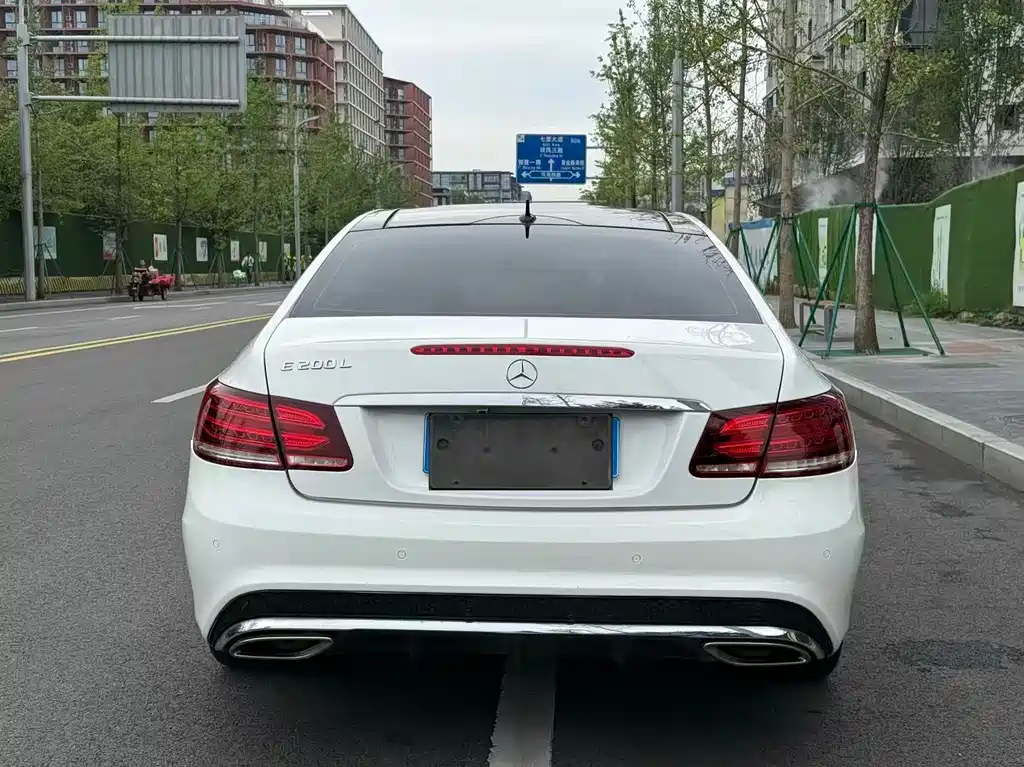 Mercedes-Benz E-Class 2015