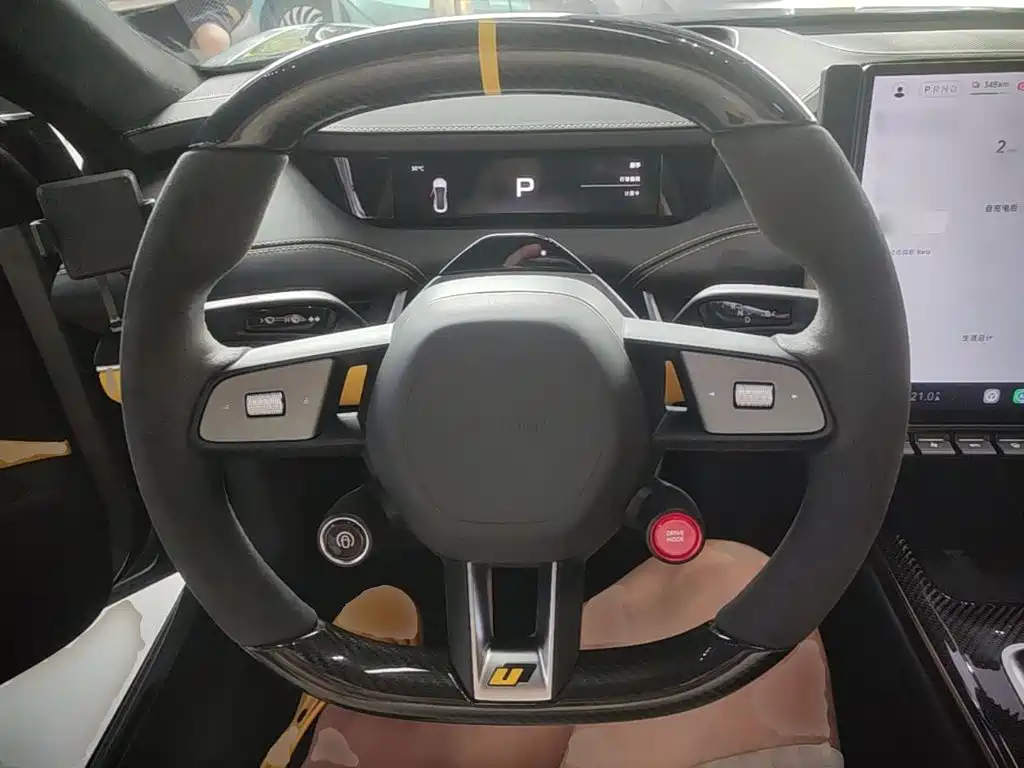 Xiaomi SU7 Ultra 2025 — фото 11
