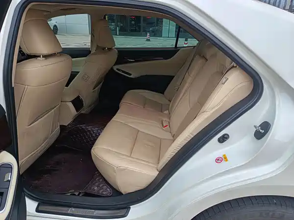 Toyota Crown 2018
