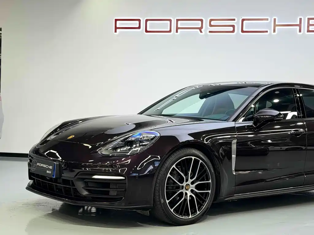Porsche Panamera 2021 — фото 11