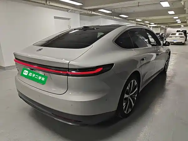 NIO ET7 2022