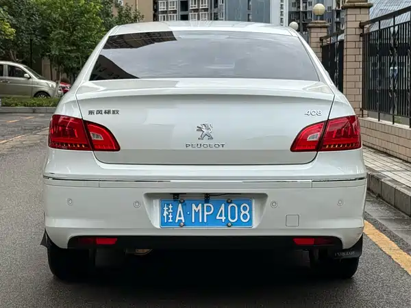 Peugeot 408 2013