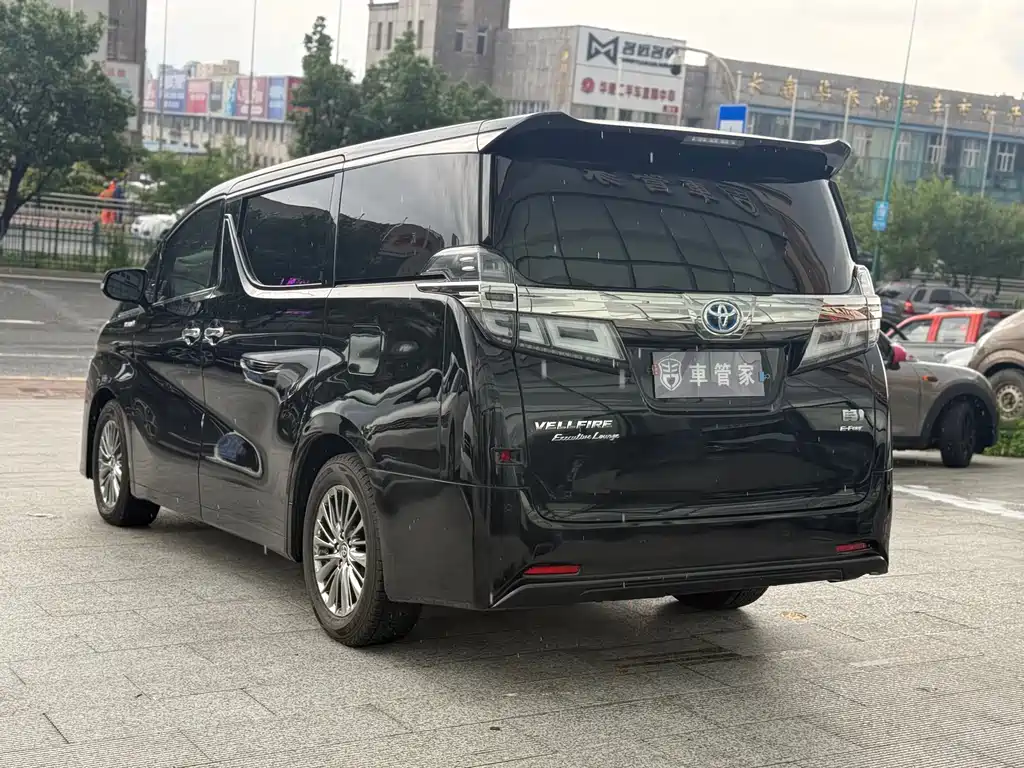 Toyota Vellfire 2019 — фото 15