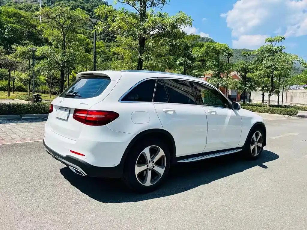 Mercedes-Benz GLC 2017 — фото 6