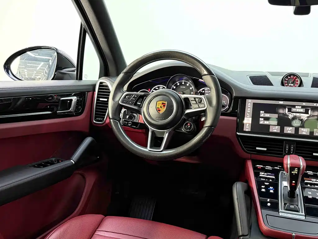Porsche Cayenne 2021 — фото 17