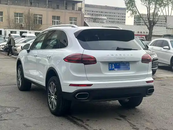 Porsche Cayenne 2016