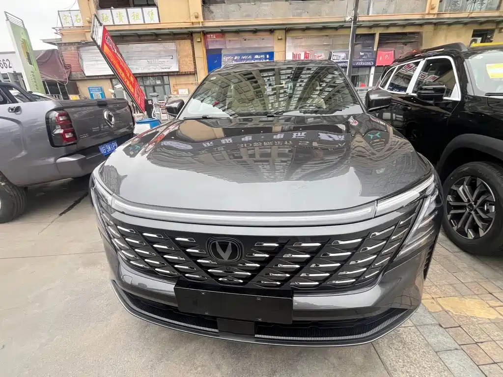 Changan CS75 PLUS 2025 — фото 2