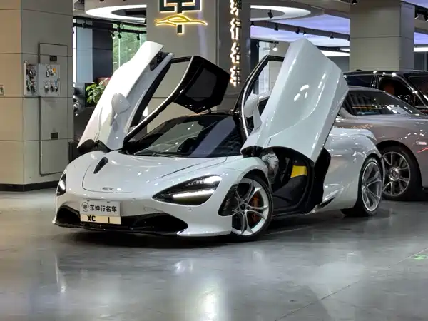 McLaren 720S 2020