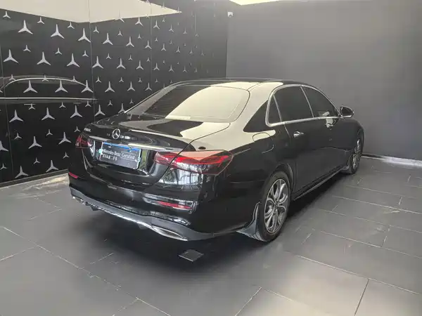 Mercedes-Benz E-Class 2023