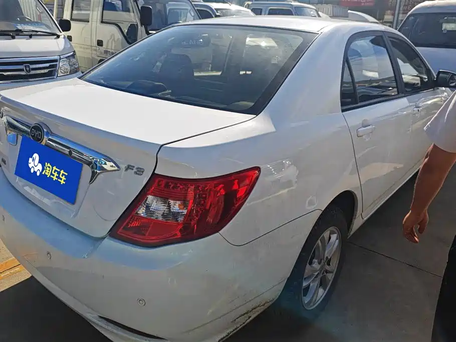BYD F3 2015