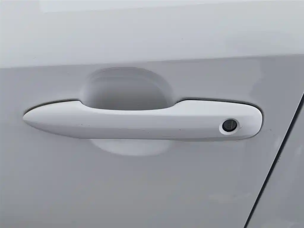 Toyota Corolla 2022 — фото 18