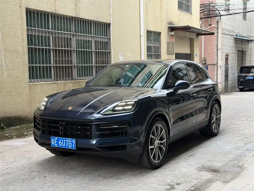Porsche Cayenne 2025 — фото 1