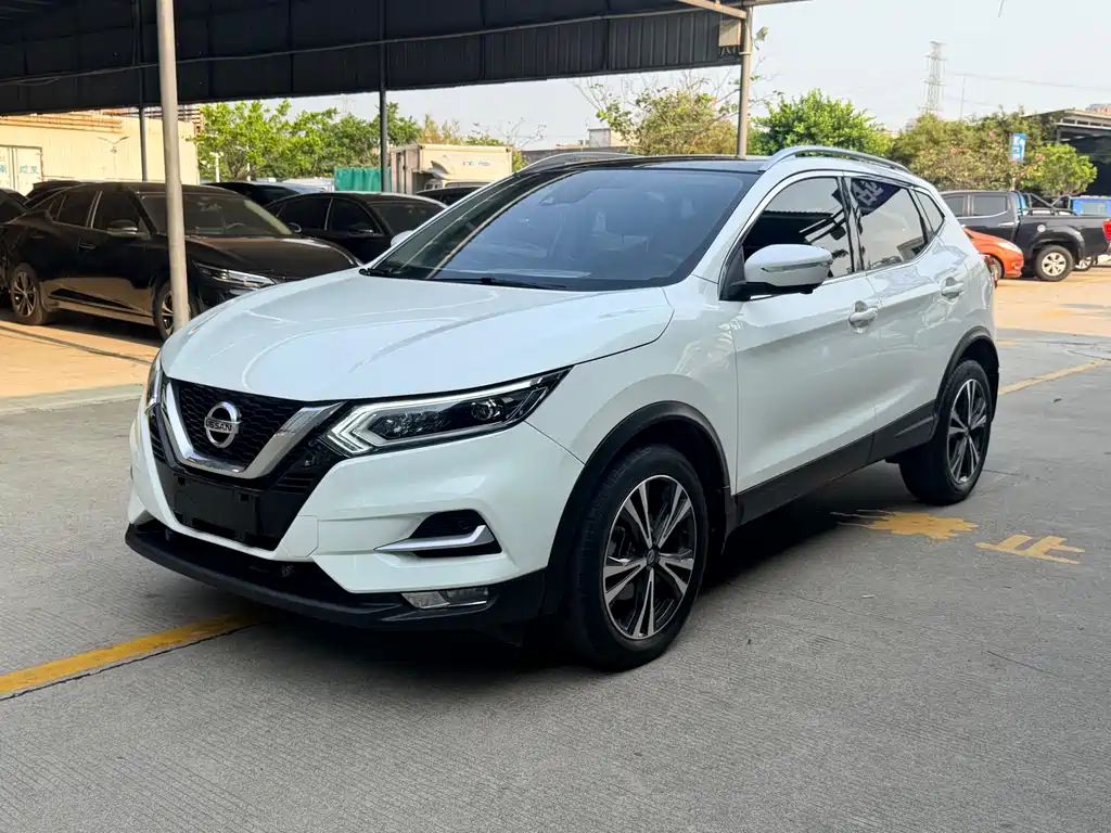 Nissan Qashqai 2022 — фото 1