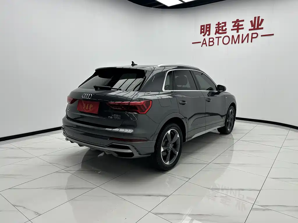 Audi Q3 2022 — фото 9