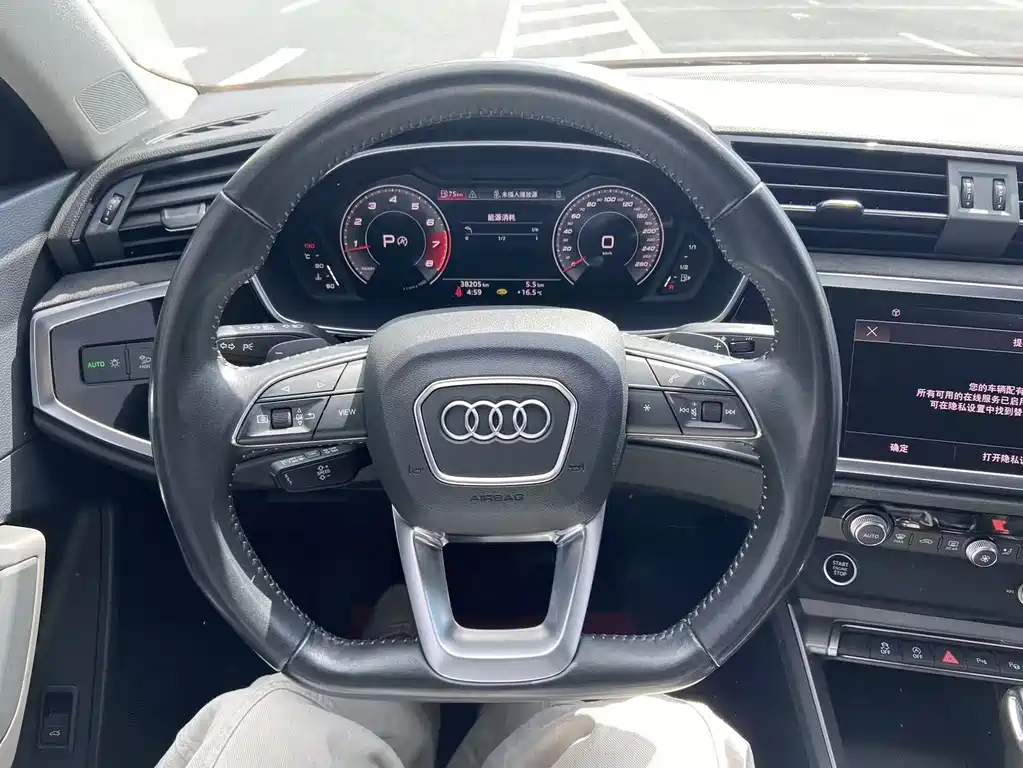 Audi Q3 2022 — фото 6
