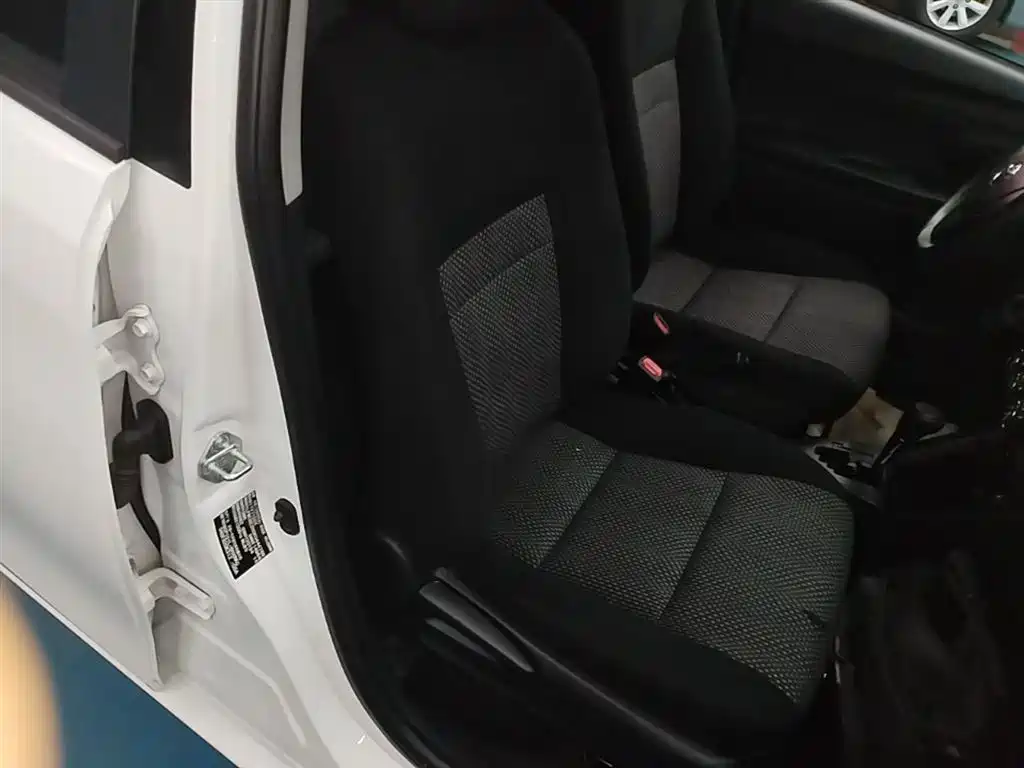 Toyota Vios FS 2019 — фото 25
