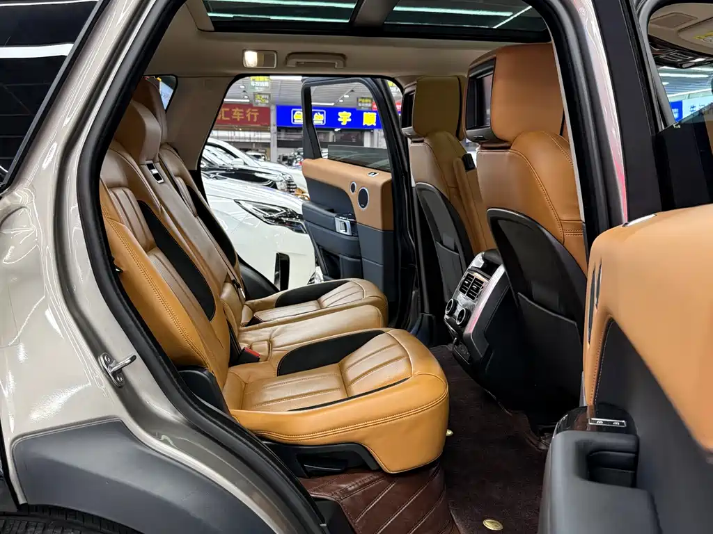Land Rover Sport 2022 — фото 14