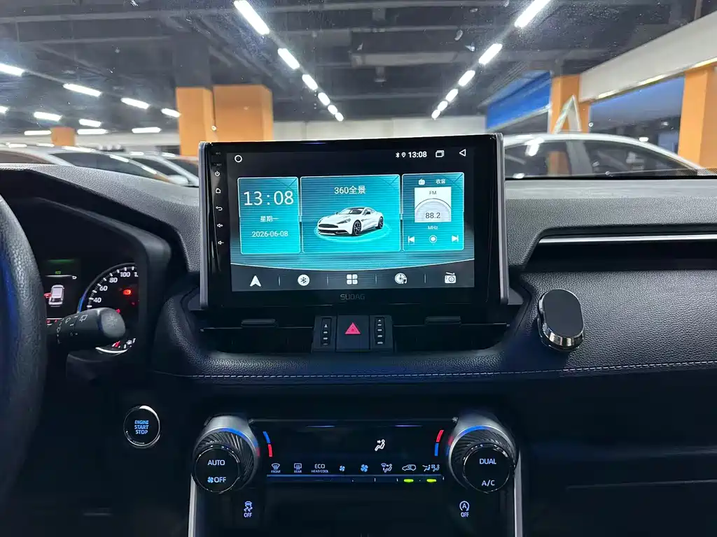 Toyota Wildlander 2021 — фото 11