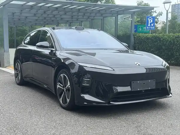 NIO ET5T 2025