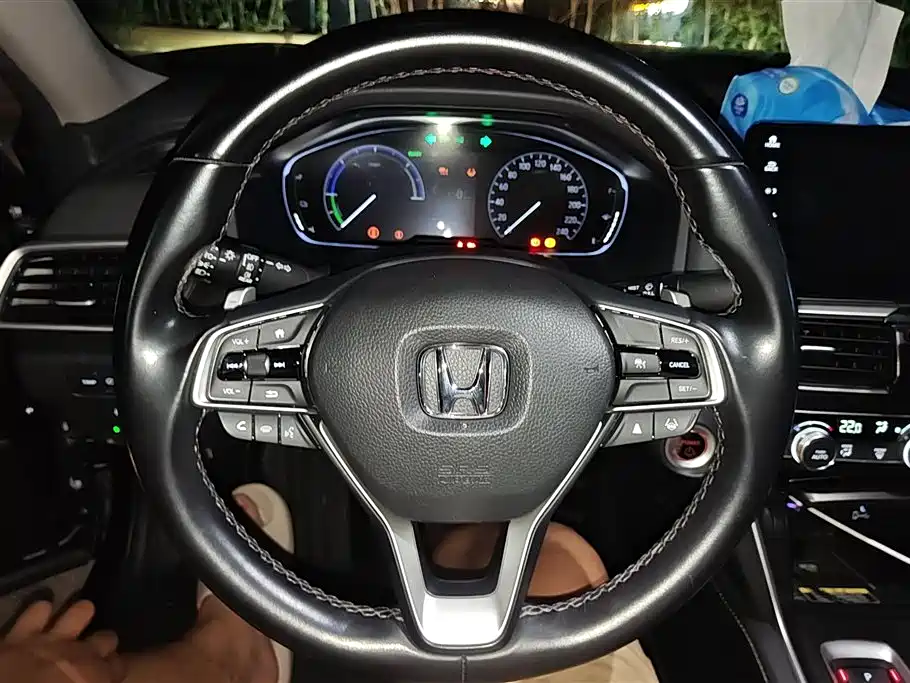 Honda Accord 2022 — фото 15
