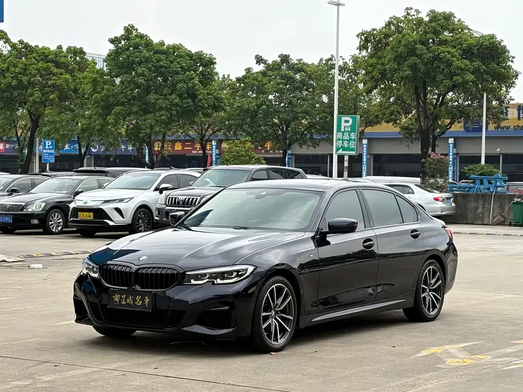 BMW 3 Series 2022