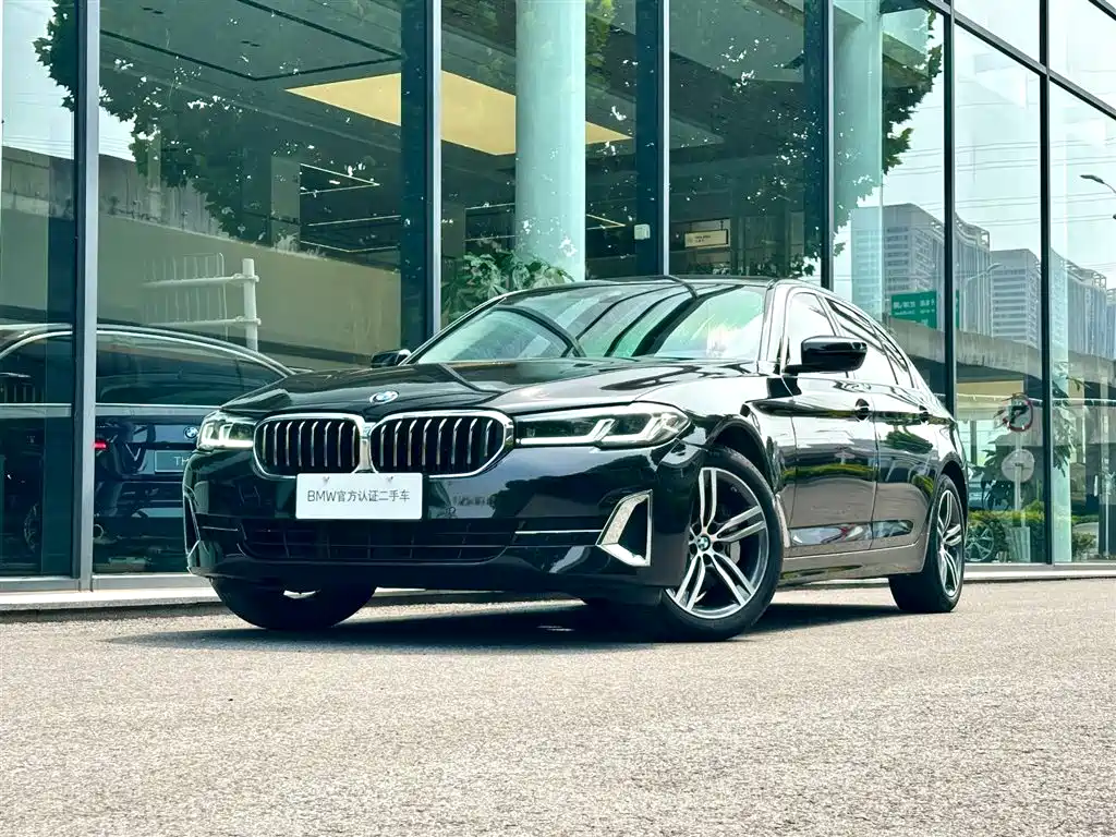 BMW 5 Series 2022