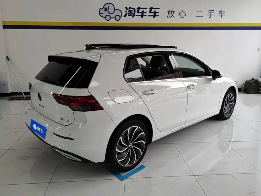 Volkswagen Golf 2022
