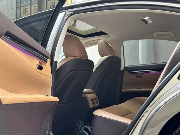 Lexus ES 2015