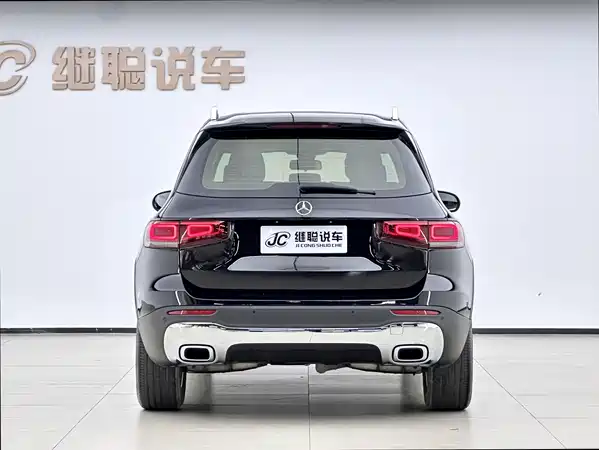 Mercedes-Benz GLB 2023