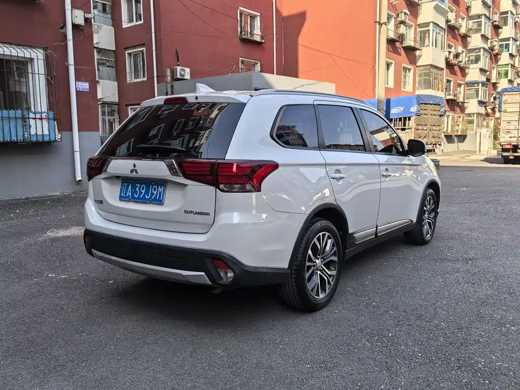 Mitsubishi Outlander 2017
