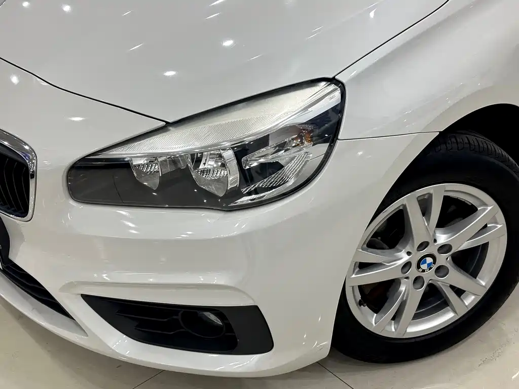 BMW 2 Series Gran Tourer 2015 — фото 15