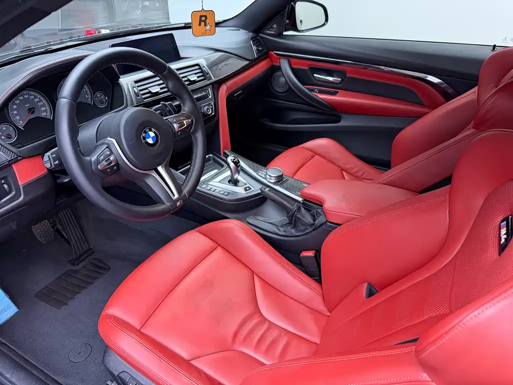 BMW M4 2018 — фото 10