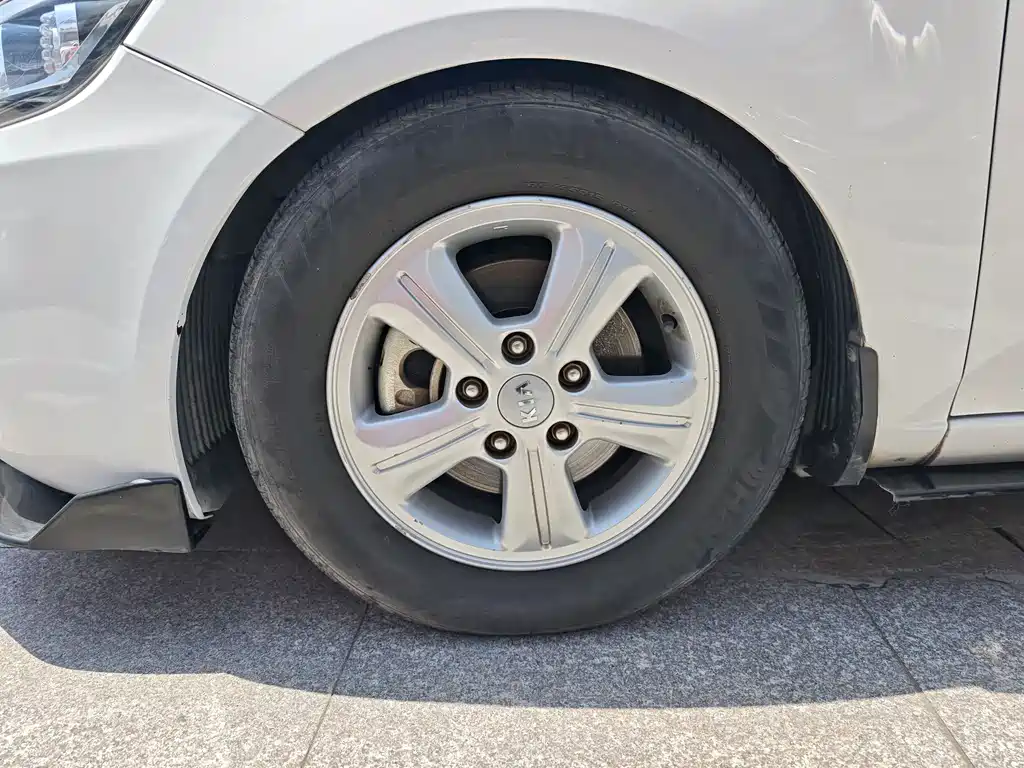 Kia Forte 2014 — фото 14